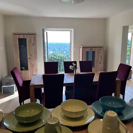 Almschloessl Баден