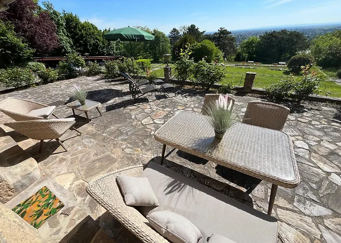 Almschloessl بادن